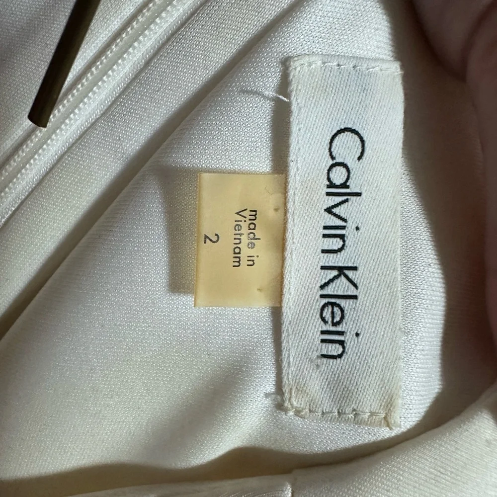 Calvin Klein Cream and Black Sheath Dress Cap Sleeve Crew Neck Midi - Picture 3 of 3